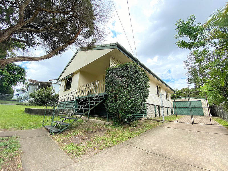8 Mullen Street, Woodridge QLD photograph
