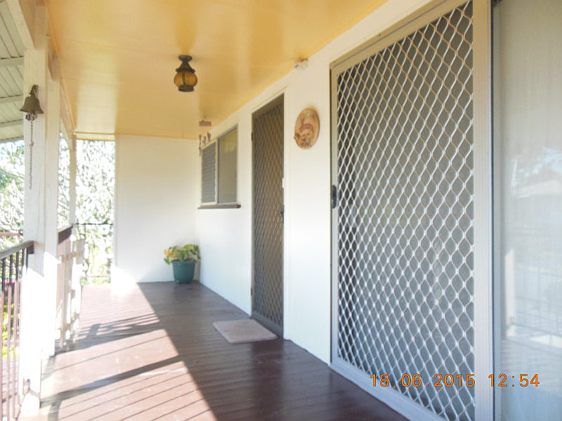 18 Douglas Street, Loganlea QLD photograph
