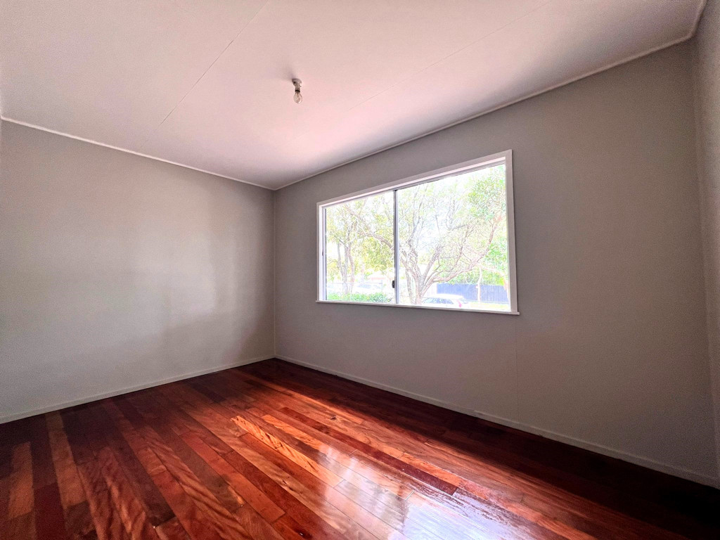 4 Sylvania Street, Logan Central QLD photograph