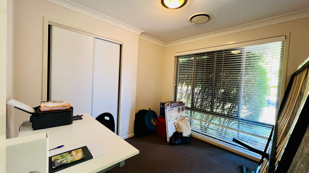 25 Stradbroke Street, Redland Bay QLD photograph